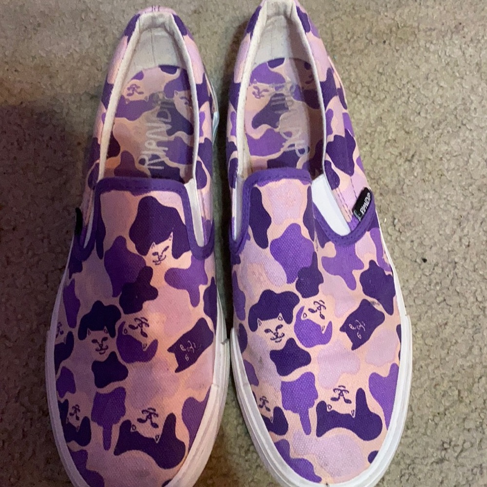 RIPNDIP cat slip ons